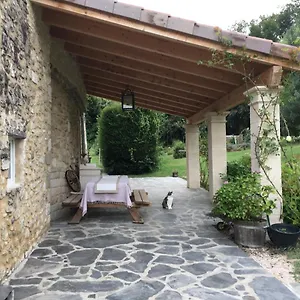 https://prieure-st-jean-a-autichamp.hotels-rhonealpes.com