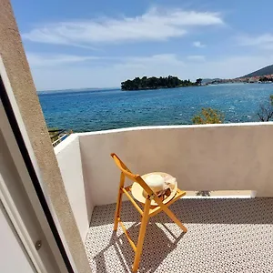 apartman-darija-preko.hotelinzadar.com/